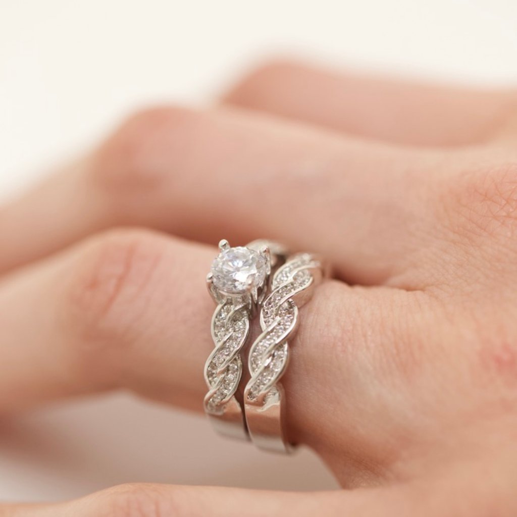 14k Gold Dipped White Topaz Engagement Ring Set 65$